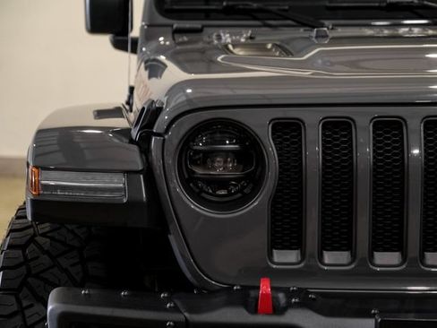 Used 2021 Jeep Wrangler Unlimited Rubicon AWD/4WD image 4