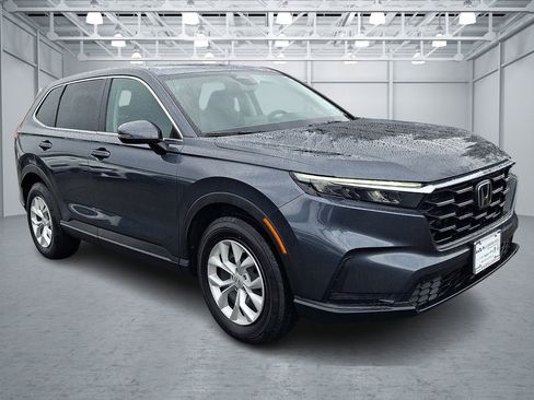 Used 2025 Honda CR-V LX image 7