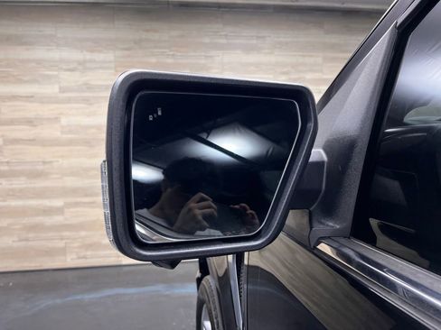 Used 2022 Ford F150 Limited image 32