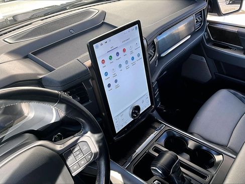 Used 2023 Ford F150 Lightning Lariat image 32