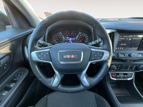 Used 2023 GMC Terrain SLE w/ Elevation Edition image 12