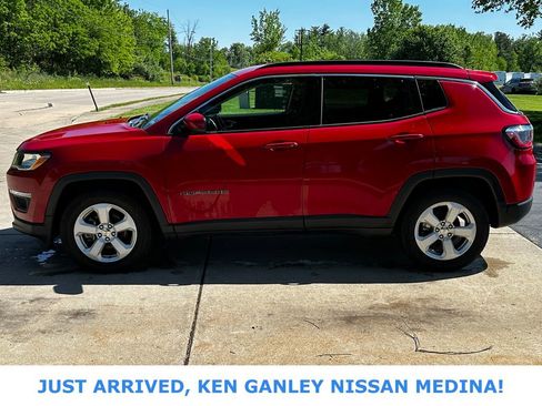 Used 2021 Jeep Compass Latitude FWD image 6
