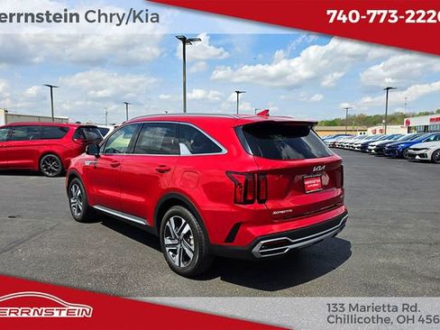 Used 2023 Kia Sorento EX AWD/4WD image 5