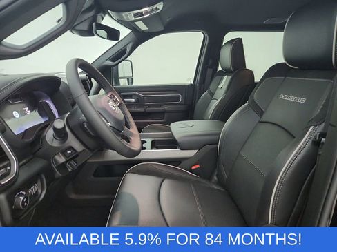 New 2026 RAM 2500 Laramie AWD/4WD image 10