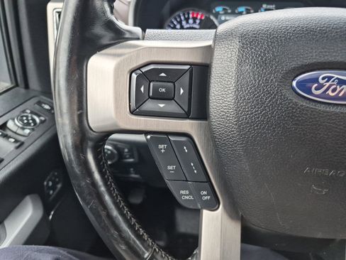 Used 2017 Ford F350 Platinum image 25