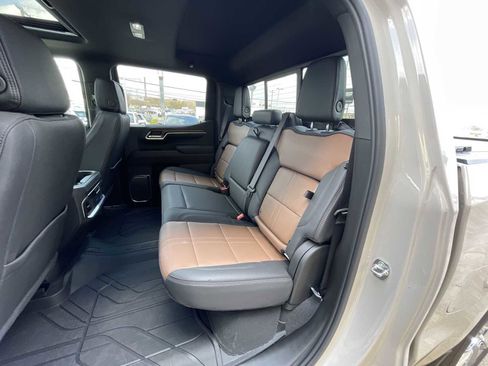 Used 2026 Chevrolet Silverado 1500 High Country image 25