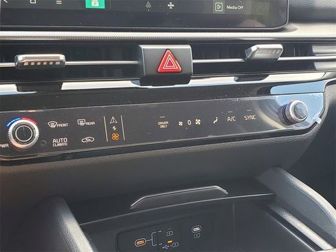 New 2026 Kia Sportage S image 22