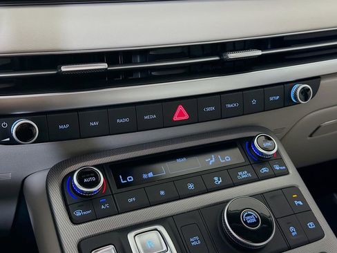 Used 2023 Hyundai Palisade Limited w/ Cargo Package image 20