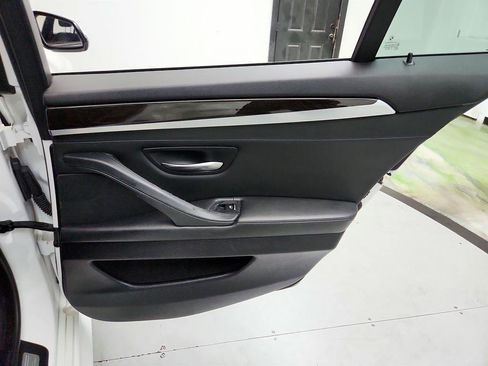 Used 2016 BMW 535i Sedan RWD image 29