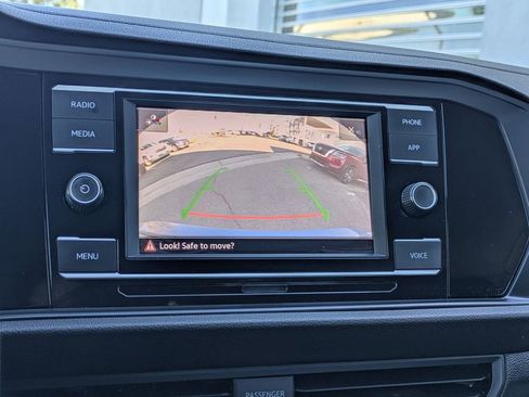 Used 2022 Volkswagen Jetta S image 26