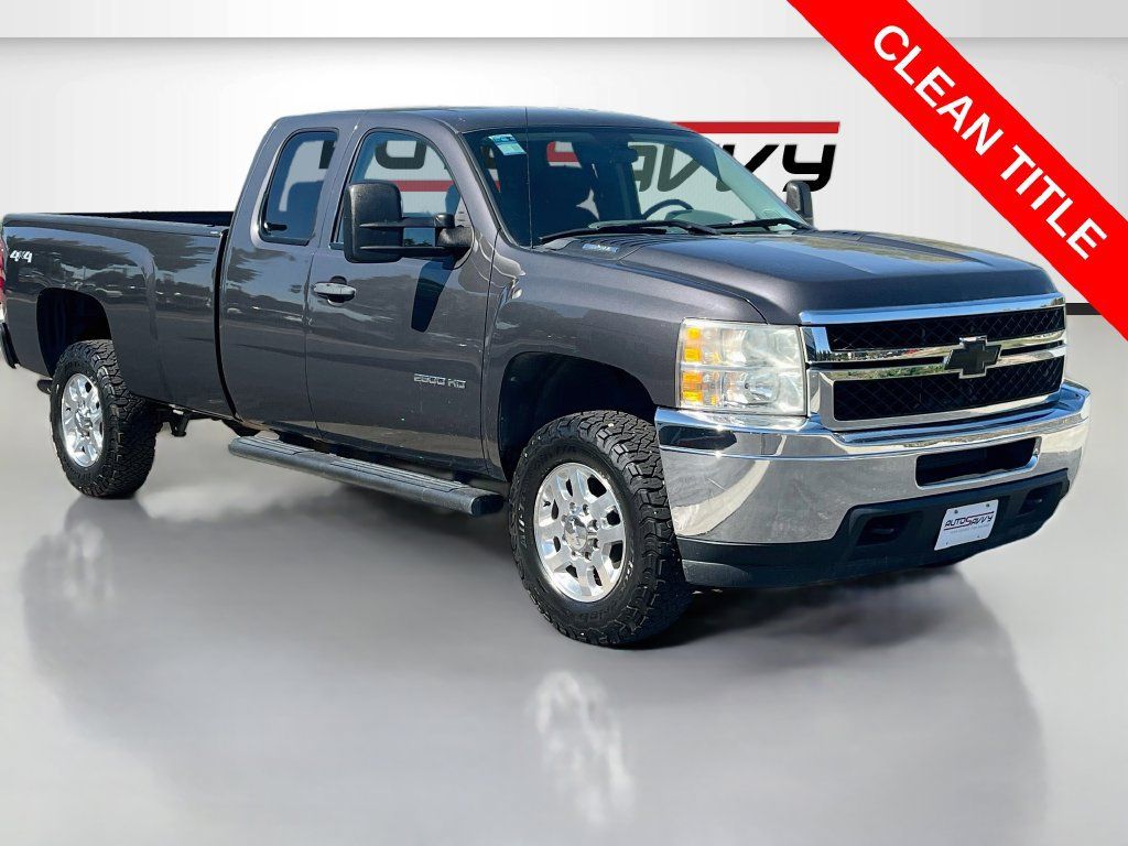 Used 2011 Chevrolet Silverado 2500 W/T AWD/4WD image 1