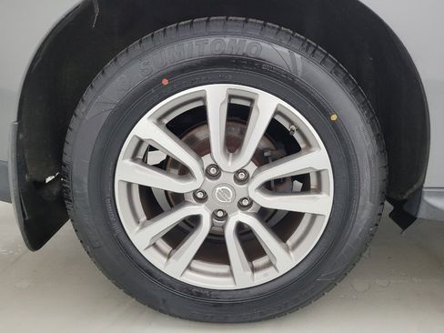 Used 2016 Nissan Pathfinder SL w/ SL Premium Package AWD/4WD image 31