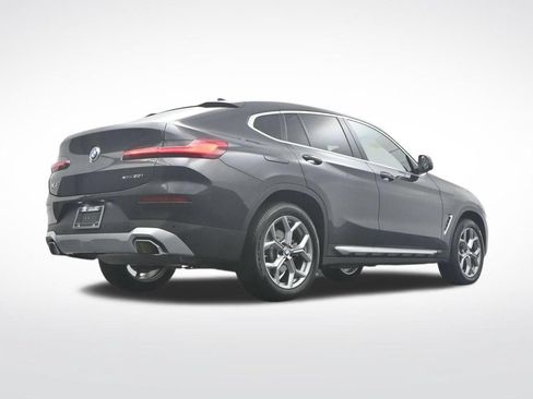 Used 2025 BMW X4 xDrive30i AWD/4WD image 44