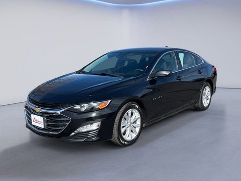 Used 2024 Chevrolet Malibu LT image 1