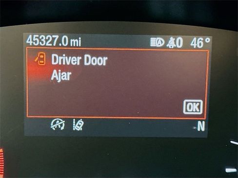 Certified 2020 Ford Escape SE image 28