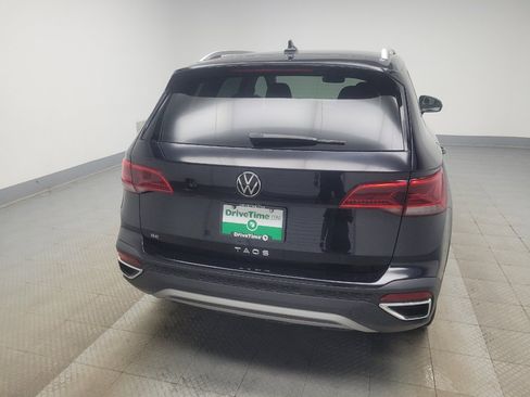 Used 2024 Volkswagen Taos SE FWD image 7