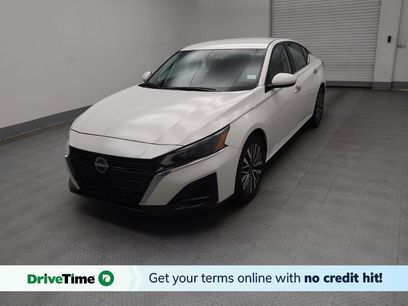 Used 2023 Nissan Altima 2.5 SV
