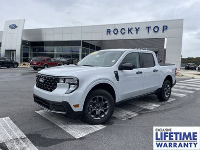 New 2025 Ford Maverick XLT w/ Equipment Group 302A