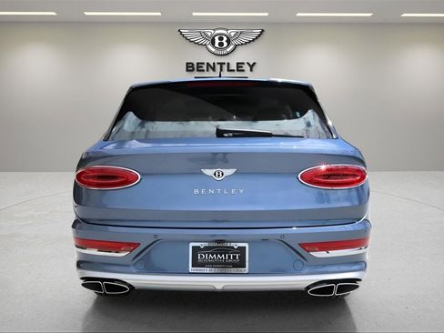 New 2025 Bentley Bentayga Extended Wheelbase image 6