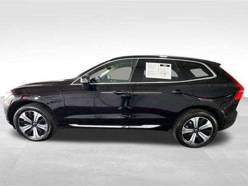 Used 2023 Volvo XC60 T8 Plus AWD/4WD image 8