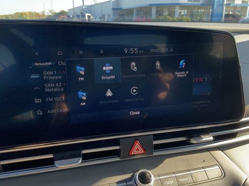 Used 2024 Hyundai Elantra SEL image 35