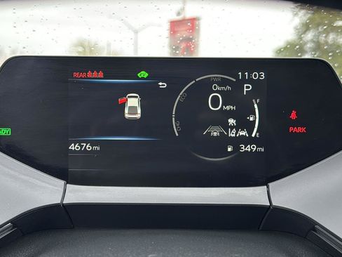 Used 2025 Toyota Prius XLE image 12