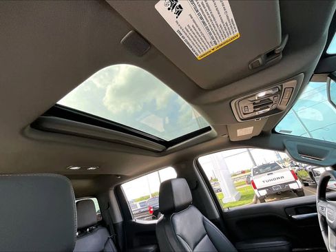 Used 2021 GMC Sierra 1500 SLT image 14