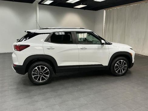 New 2026 Chevrolet TrailBlazer LT FWD image 6
