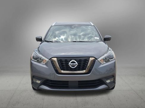 Used 2020 Nissan Kicks SR w/ SR Premium Package FWD image 9