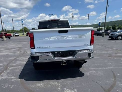 Used 2024 Chevrolet Silverado 2500 LTZ w/ LTZ Plus Package AWD/4WD image 7