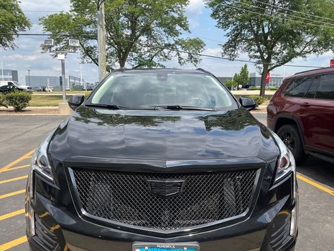 Used 2017 Cadillac XT5 Luxury w/ Driver Awareness Package FWD image 3