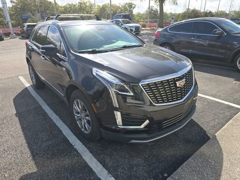 Used 2021 Cadillac XT5 Premium Luxury image 1