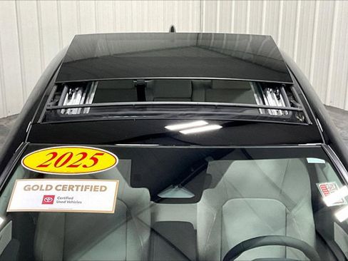 Certified 2025 Toyota Camry XLE w/ Premium Plus Package image 39