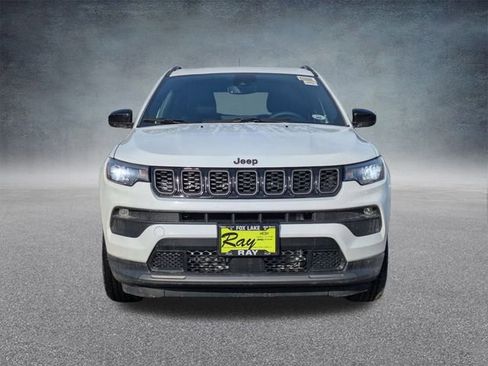 Certified 2026 Jeep Compass Latitude w/ Sun and Sound Group AWD/4WD image 8