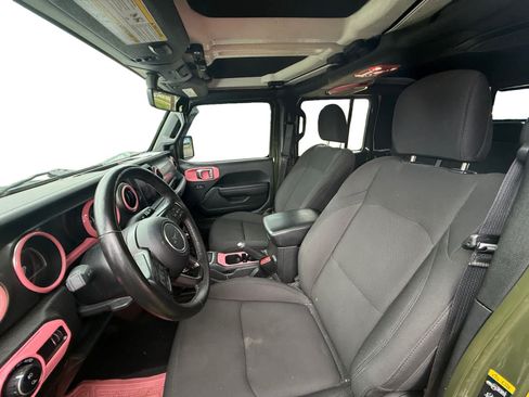 Used 2023 Jeep Gladiator Sport AWD/4WD image 11