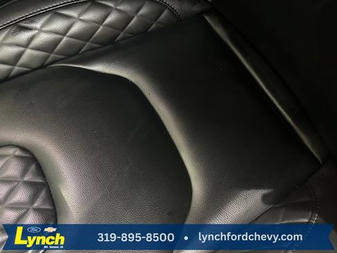 Used 2024 Ford Edge Titanium AWD/4WD image 7