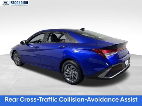 Certified 2024 Hyundai Elantra SEL FWD image 4