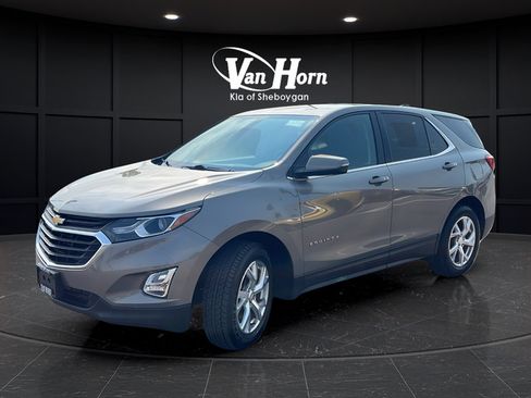 Used 2018 Chevrolet Equinox LT AWD/4WD image 3