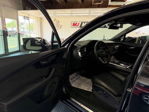 Used 2021 Audi SQ7 Premium Plus AWD/4WD image 15