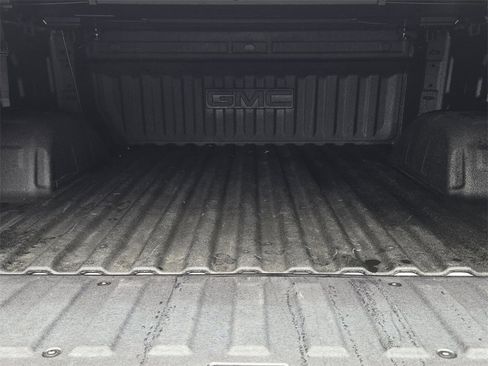 Used 2025 GMC Sierra 1500 Elevation w/ Elevation Premium Package image 31