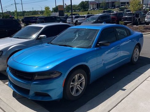 Used 2023 Dodge Charger SXT RWD image 10