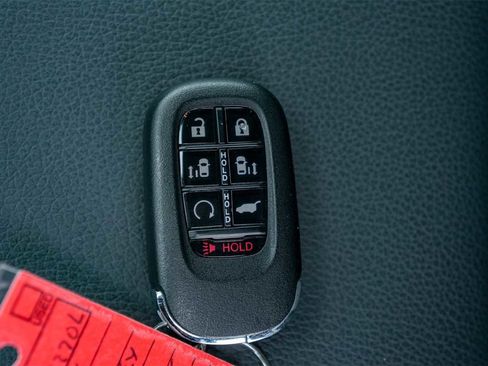 Used 2026 Honda Odyssey Touring image 20