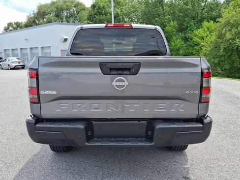 Certified 2024 Nissan Frontier S w/ Technology Package AWD/4WD image 6