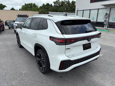New 2026 Volkswagen Tiguan SEL R-Line AWD/4WD image 6