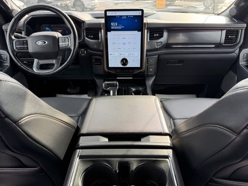 Used 2023 Ford F150 Lightning Lariat image 19