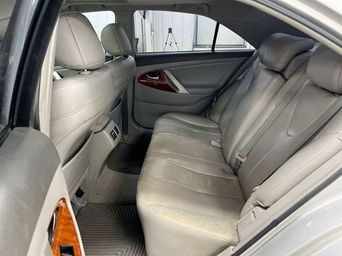 Used 2011 Toyota Camry XLE w/ XLE Extra-Value Pkg #2 image 22