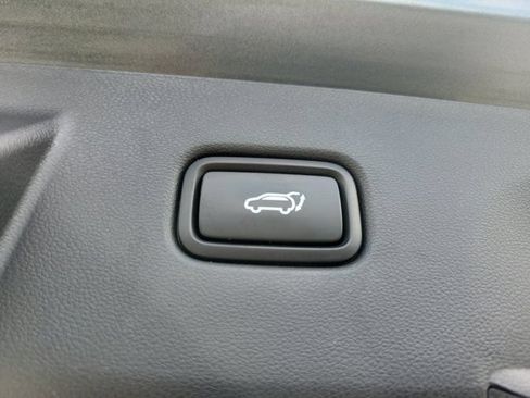 Used 2024 Hyundai Tucson Limited AWD/4WD image 11