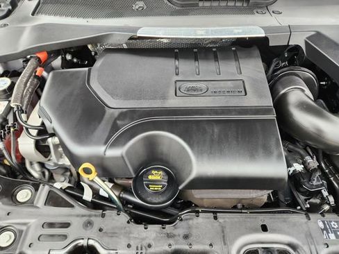 Certified 2025 Land Rover Range Rover Evoque S image 33