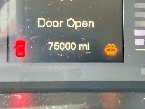 Used 2018 Jeep Cherokee Latitude image 37