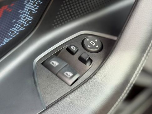 Used 2024 BMW M2 RWD image 21